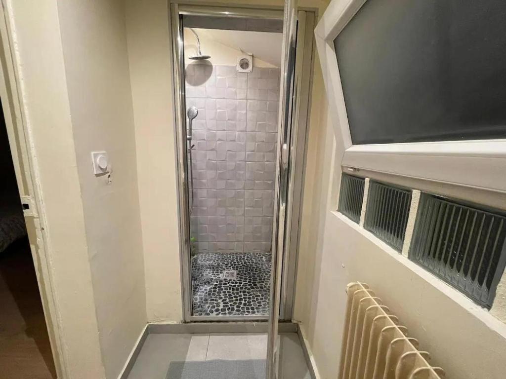Chambre Dans Une Maison Partagee Neuilly-sur-Marne Dış mekan fotoğraf