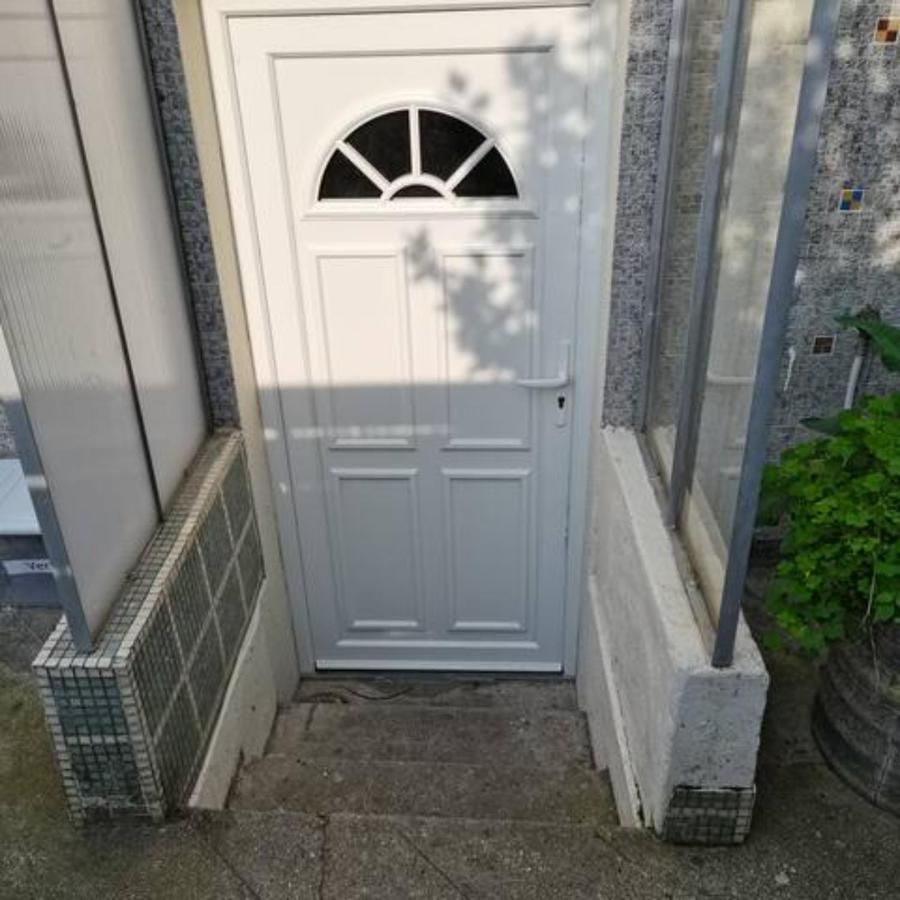 Chambre Dans Une Maison Partagee Neuilly-sur-Marne Dış mekan fotoğraf